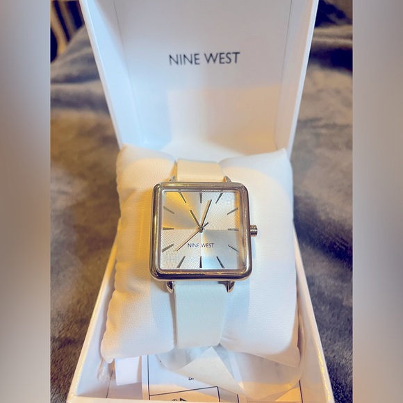 Nine West Accessories - NEW Nine West women’s Strap Watch NWT